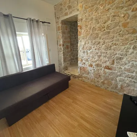 Roko Apartman Razanac